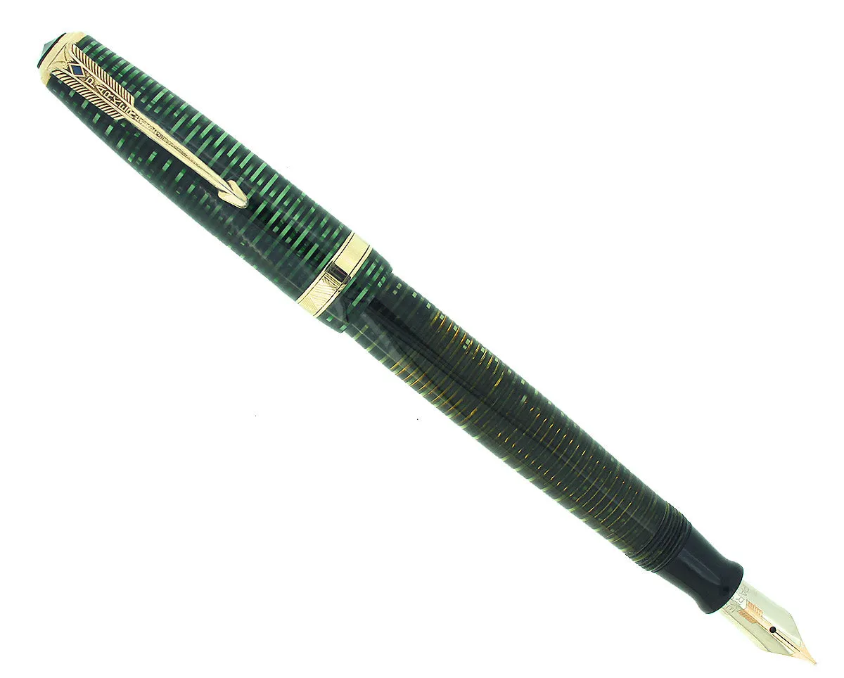 1946 PARKER EMERALD PEARL VACUMATIC MAJOR SIZE FOUNTAIN PEN MINT