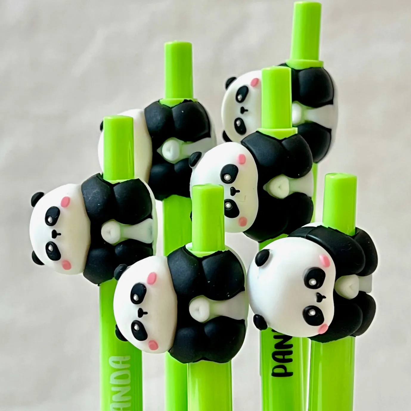 225922 PANDA ROLL GEL PEN-24