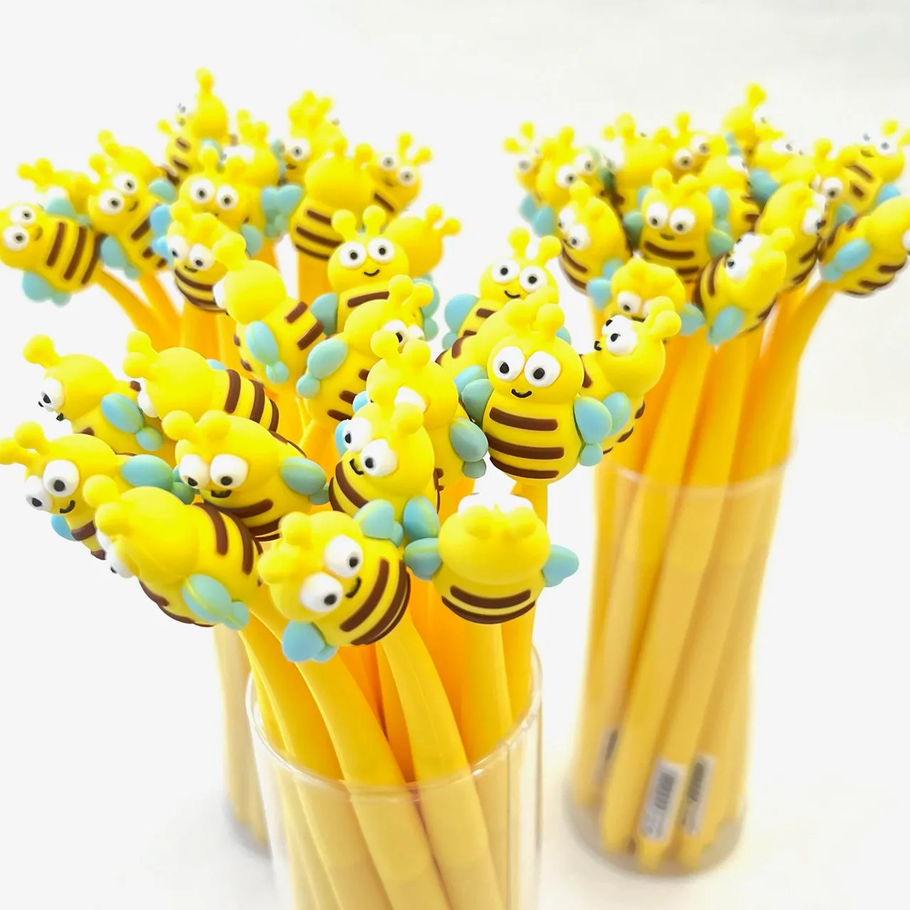 X 224392 WIGGLE BEE Vol. 2 GEL PEN-DISCONTINUED